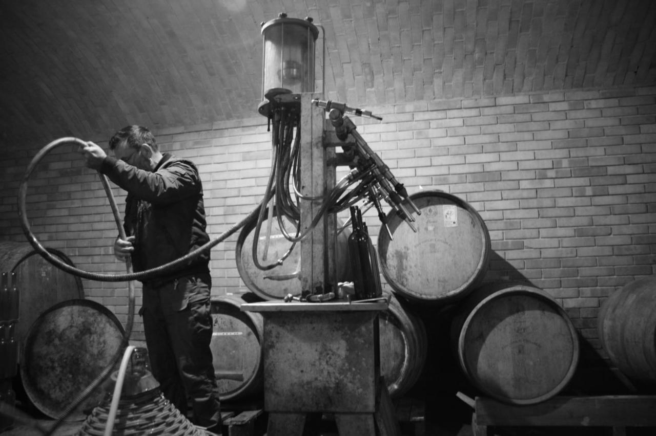 Oasi Di Mastarone - Il Vino E Le Rose Vila Momperone Exterior foto